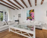 Resale - Villa - Estepona - Estepona Centro
