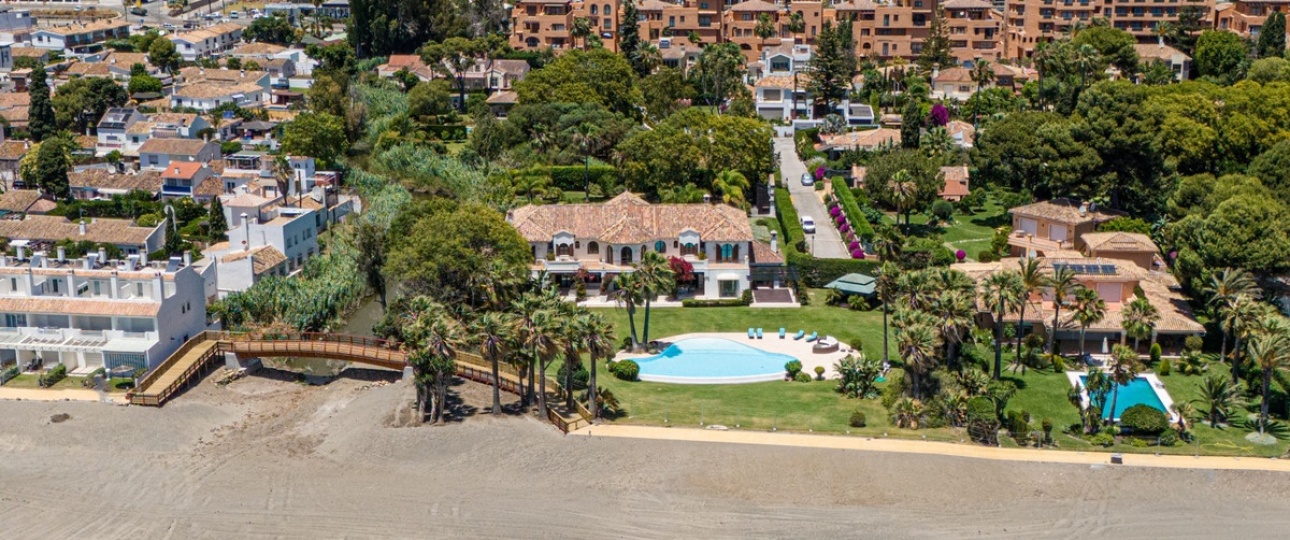 Resale - Villa - Estepona - Estepona Centro