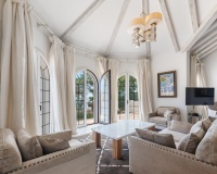Resale - Villa - Estepona - Estepona Centro