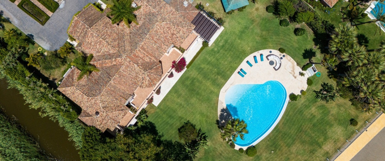 Resale - Villa - Estepona - Estepona Centro