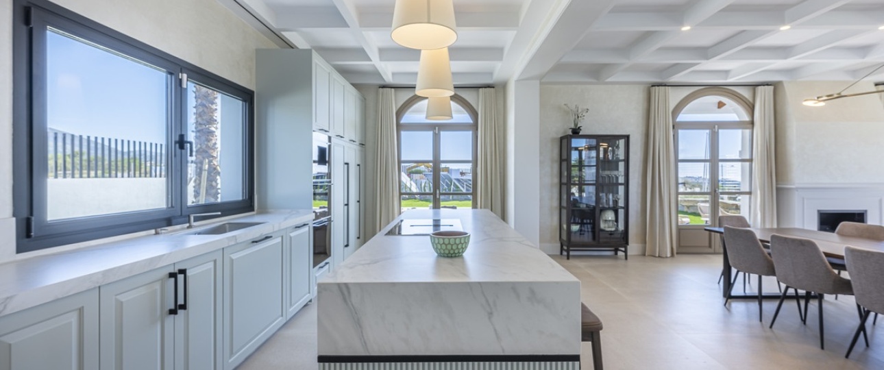 Resale - Villa - Estepona - Estepona Centro
