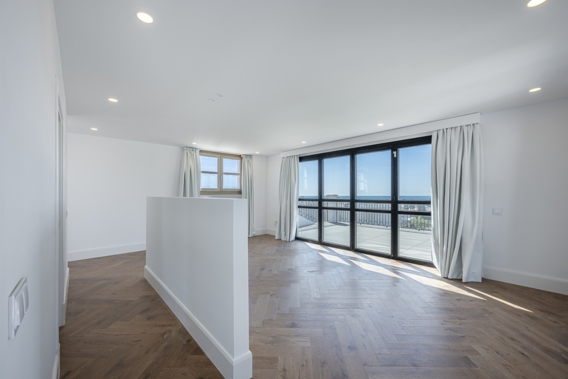 Resale - Villa - Estepona - Estepona Centro