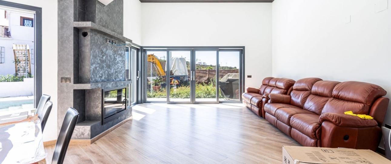 Resale - Villa - Estepona - Estepona Centro
