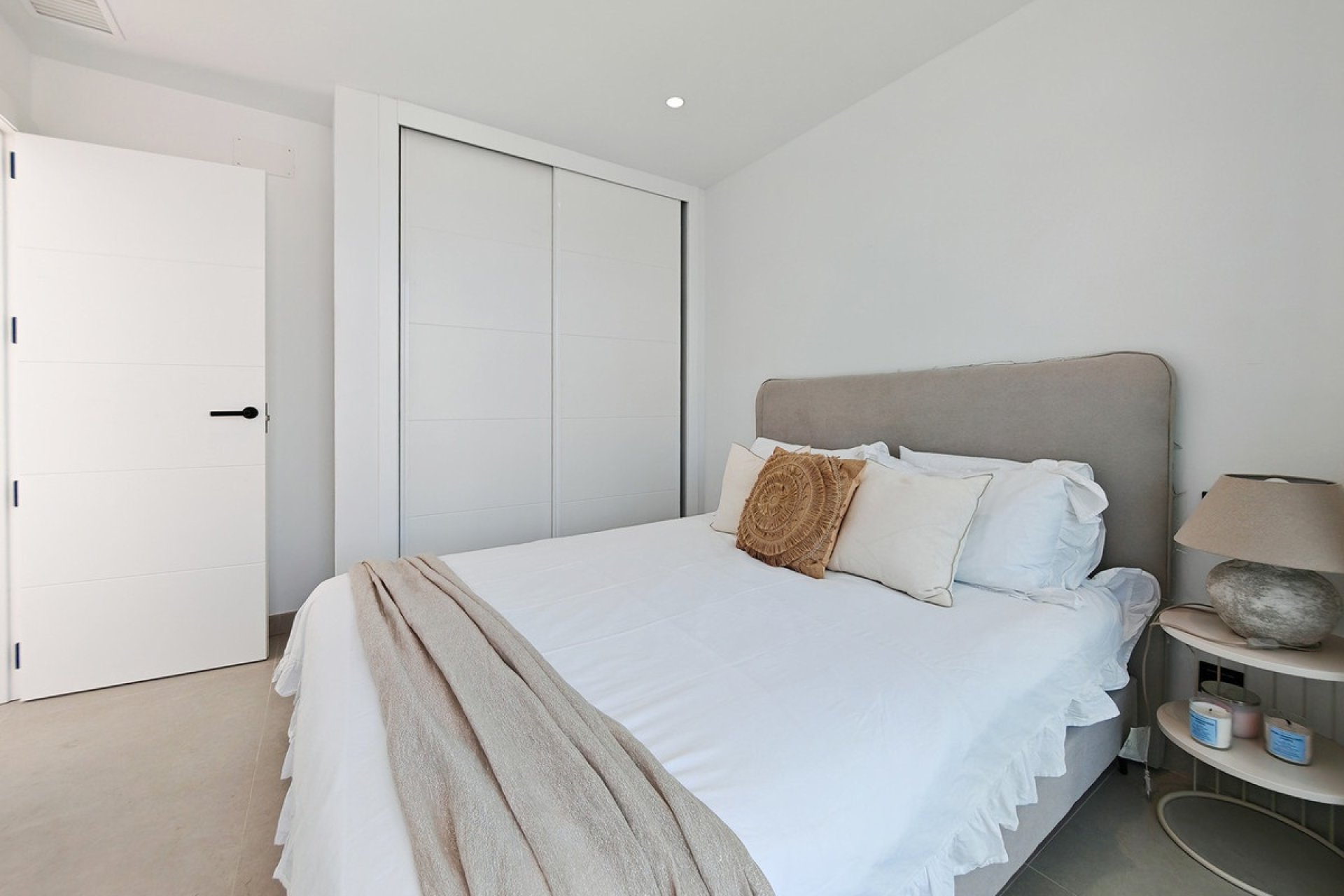 Resale - Villa - Estepona - Estepona Centro