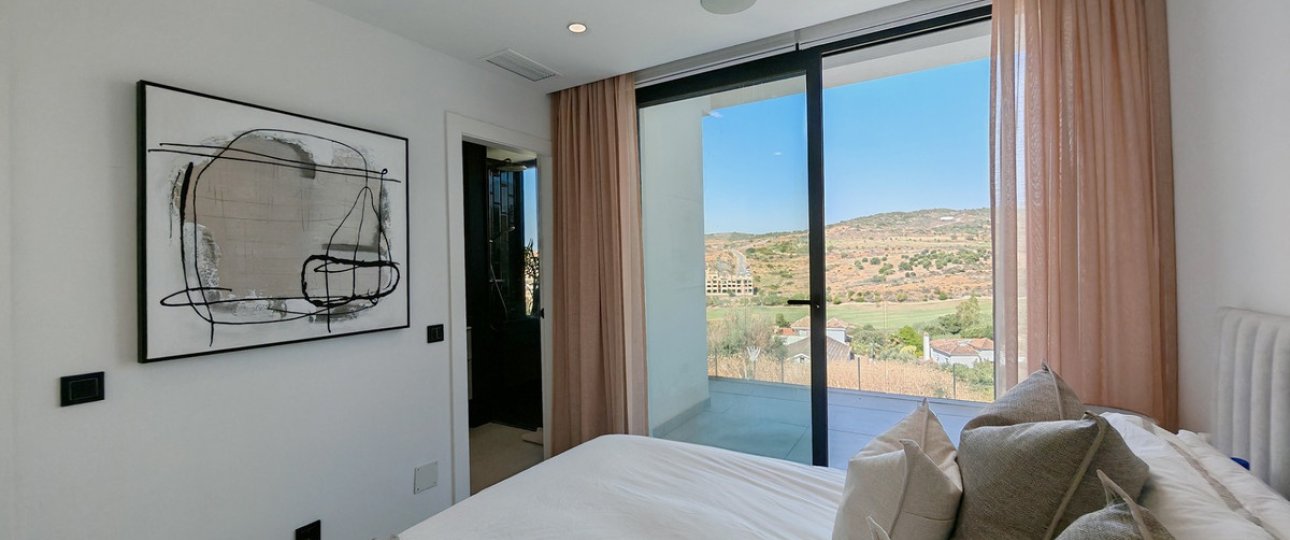 Resale - Villa - Estepona - Estepona Centro
