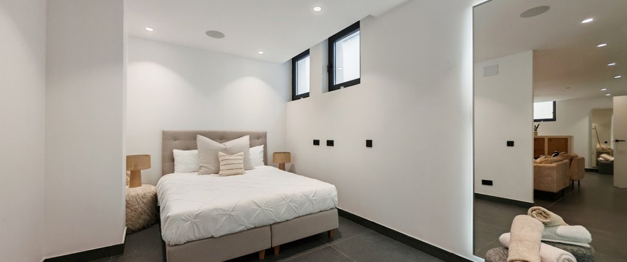 Resale - Villa - Estepona - Estepona Centro