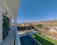 Resale - Villa - Estepona - Estepona Centro