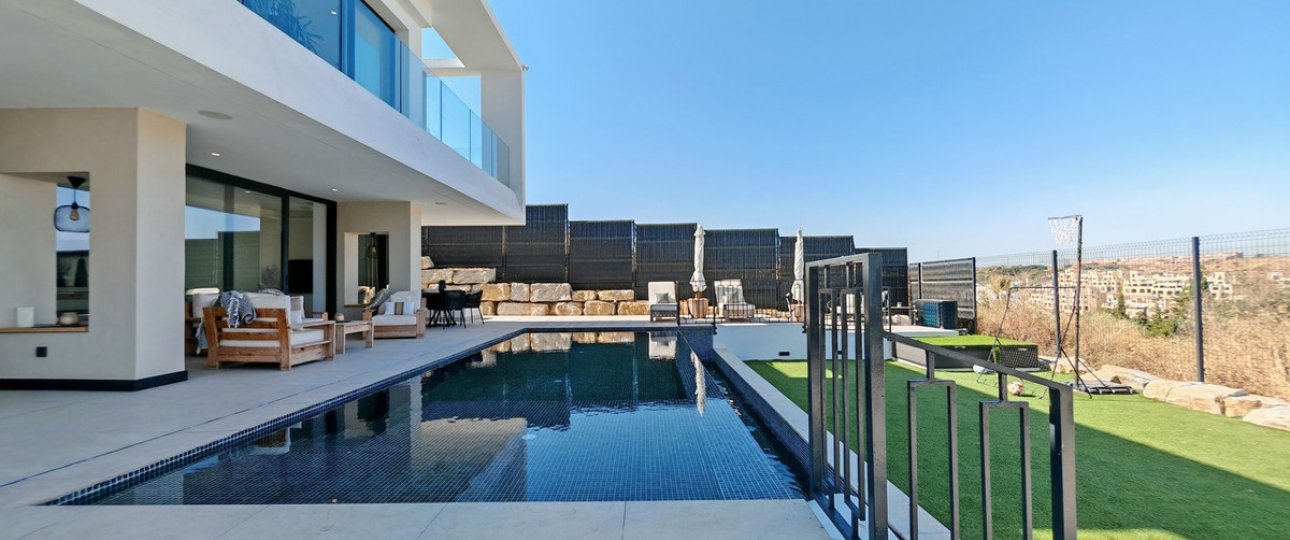 Resale - Villa - Estepona - Estepona Centro