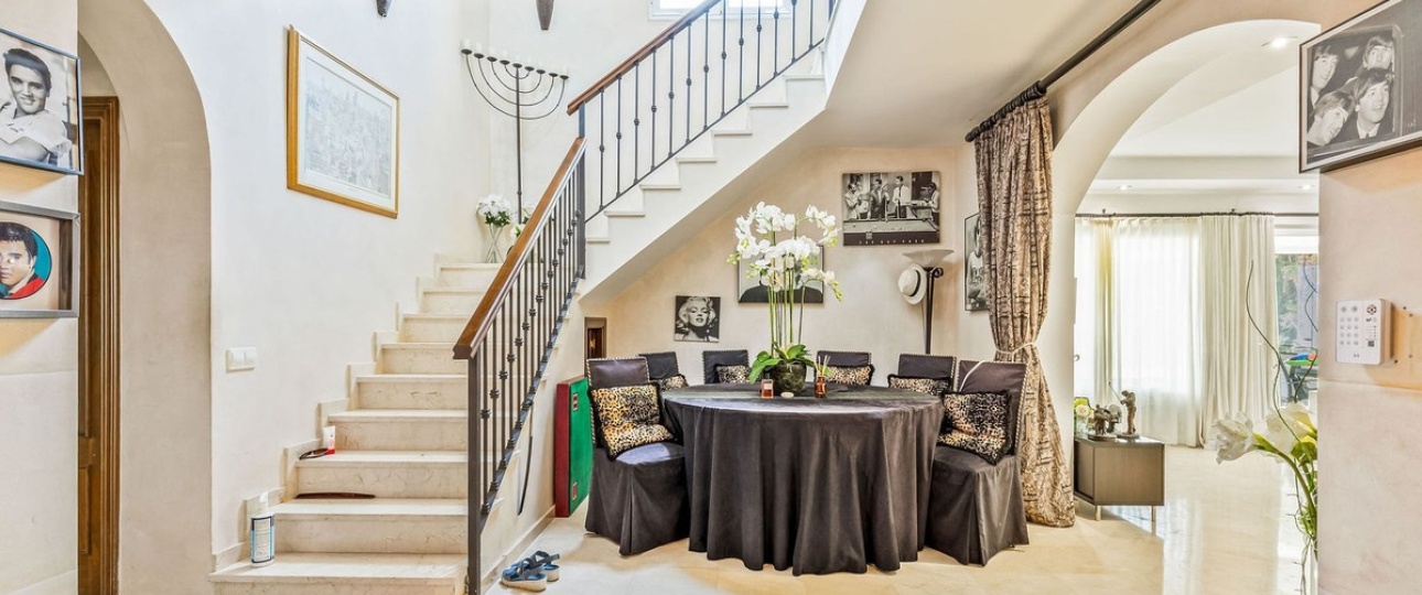 Resale - Villa - Estepona - Estepona Centro