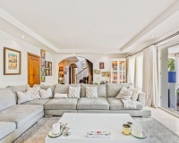 Resale - Villa - Estepona - Estepona Centro