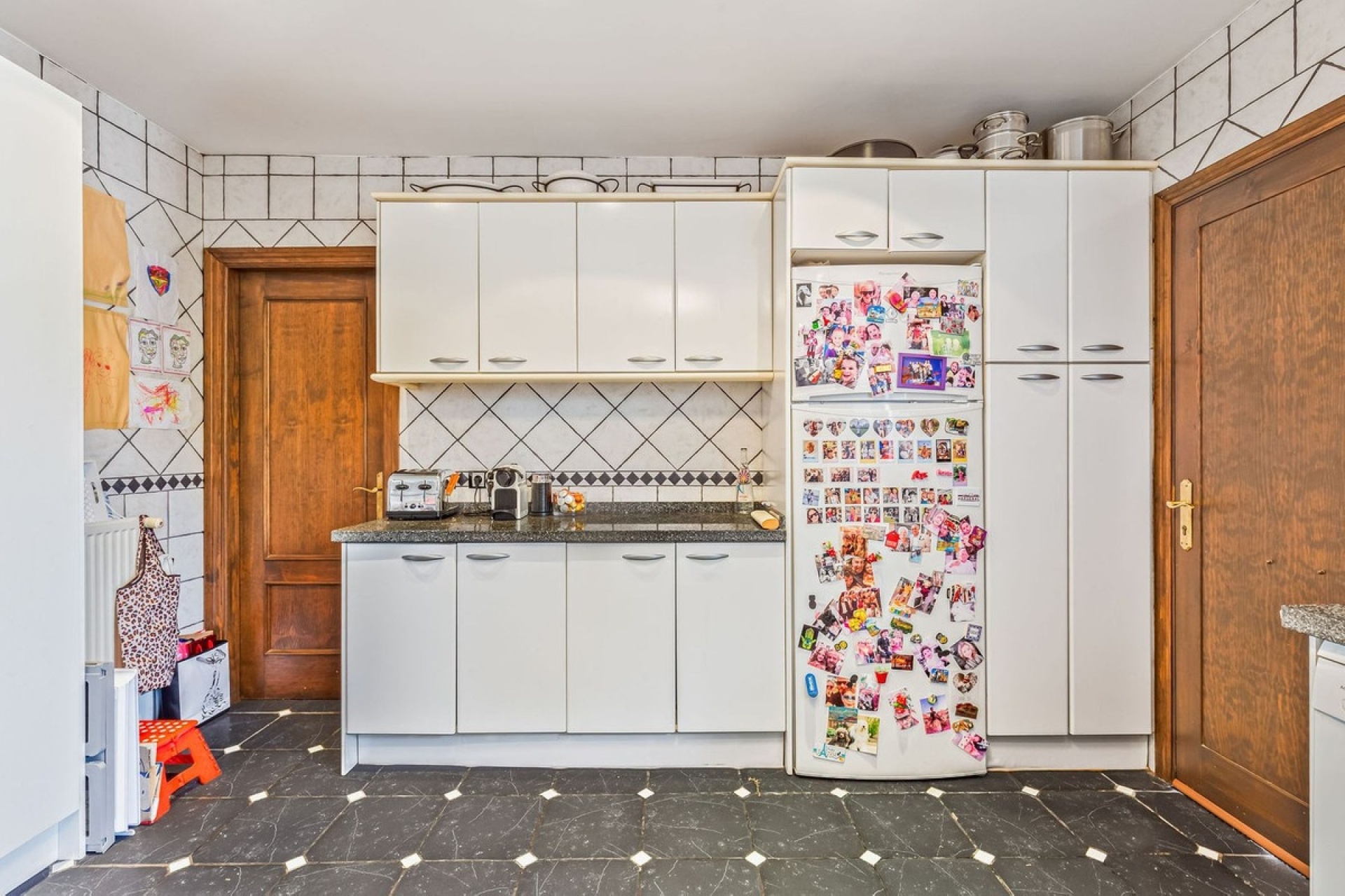 Resale - Villa - Estepona - Estepona Centro