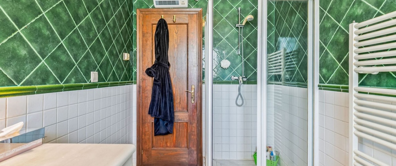 Resale - Villa - Estepona - Estepona Centro