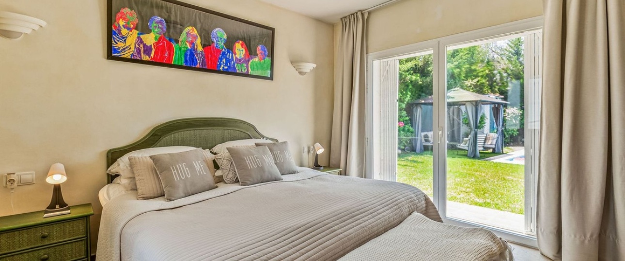 Resale - Villa - Estepona - Estepona Centro