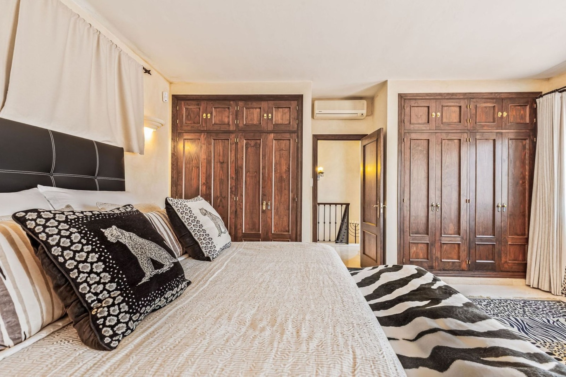 Resale - Villa - Estepona - Estepona Centro