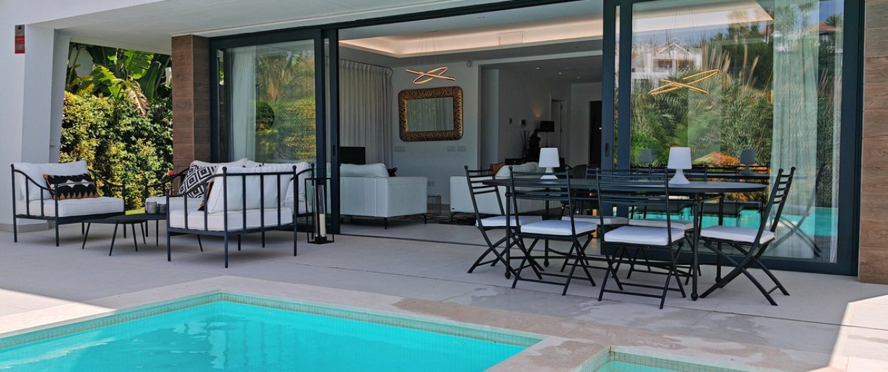 Resale - Villa - Estepona - Estepona Centro