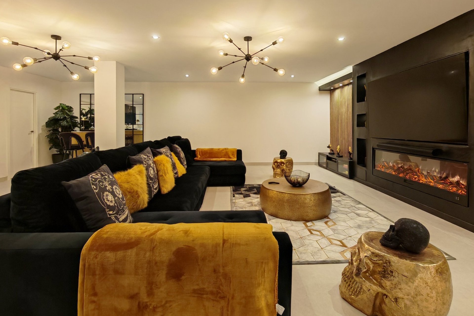 Resale - Villa - Estepona - Estepona Centro