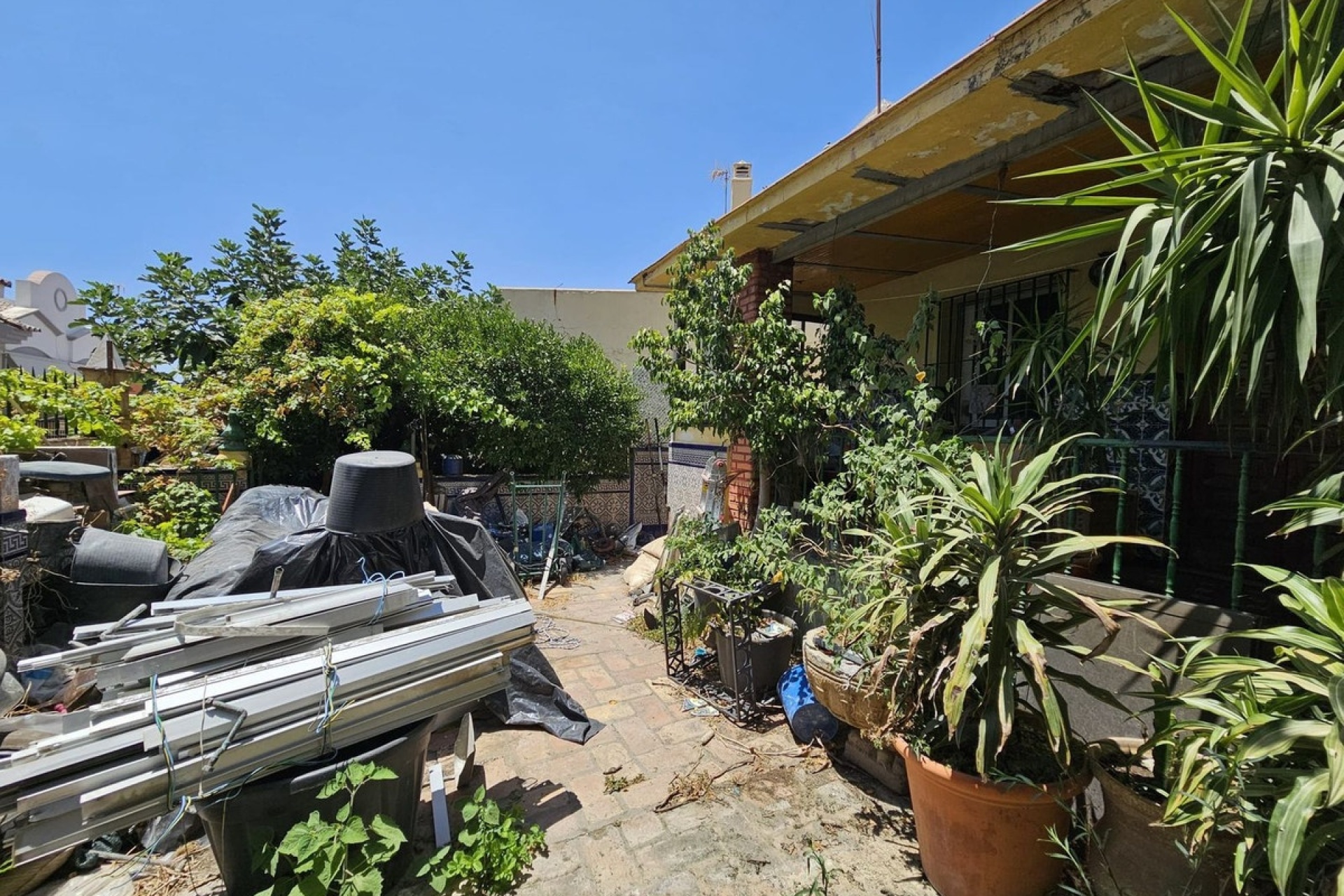 Resale - Villa - Estepona - Estepona Centro