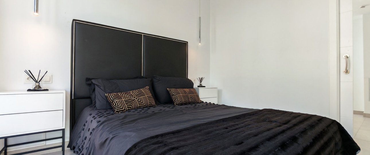 Resale - Villa - Estepona - Estepona Centro