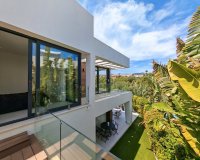 Resale - Villa - Estepona - Estepona Centro