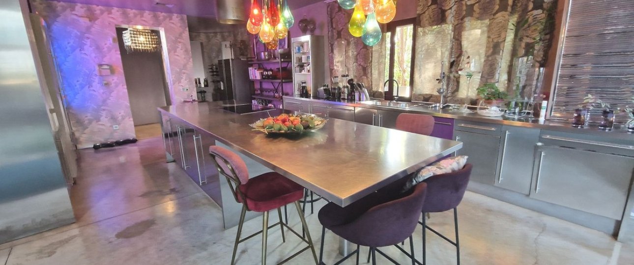 Resale - Villa - Estepona - Estepona Centro