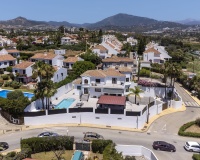 Resale - Villa - Estepona - Estepona Centro
