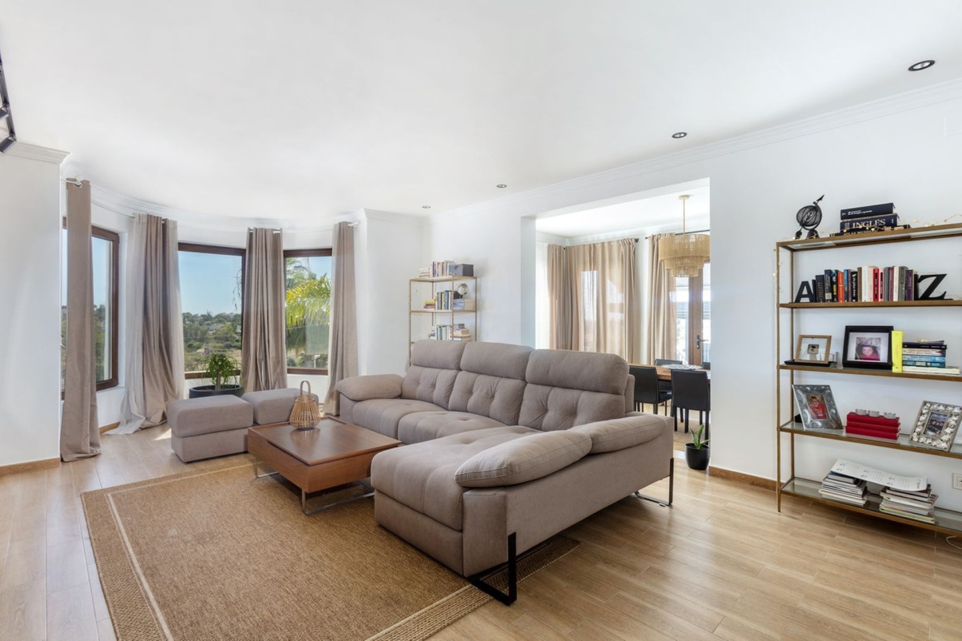 Resale - Villa - Estepona - Estepona Centro