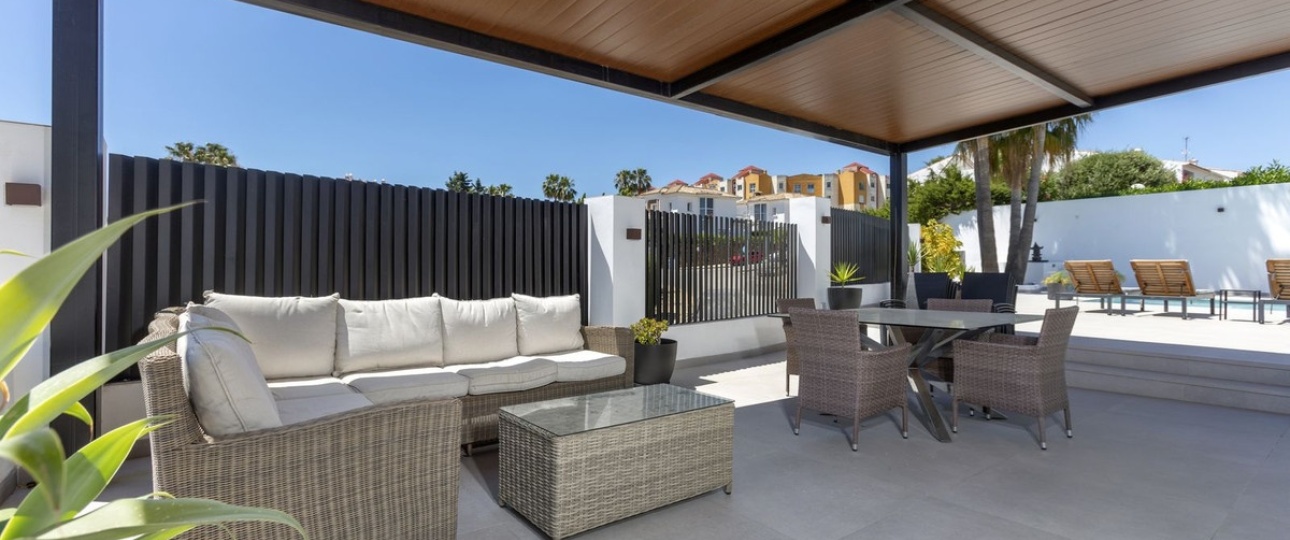 Resale - Villa - Estepona - Estepona Centro