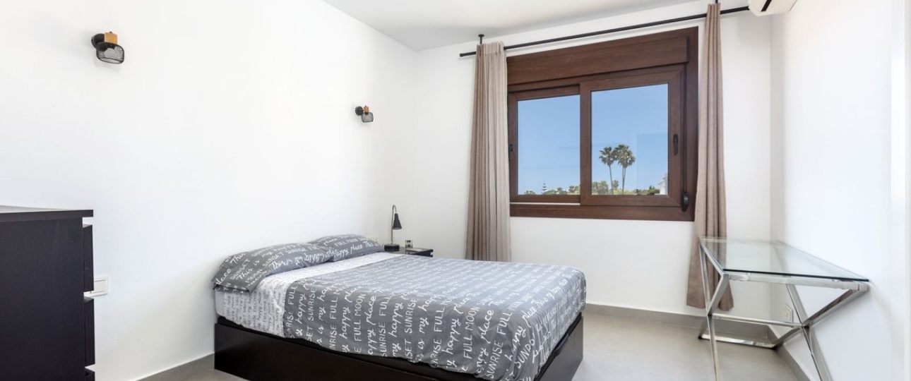 Resale - Villa - Estepona - Estepona Centro