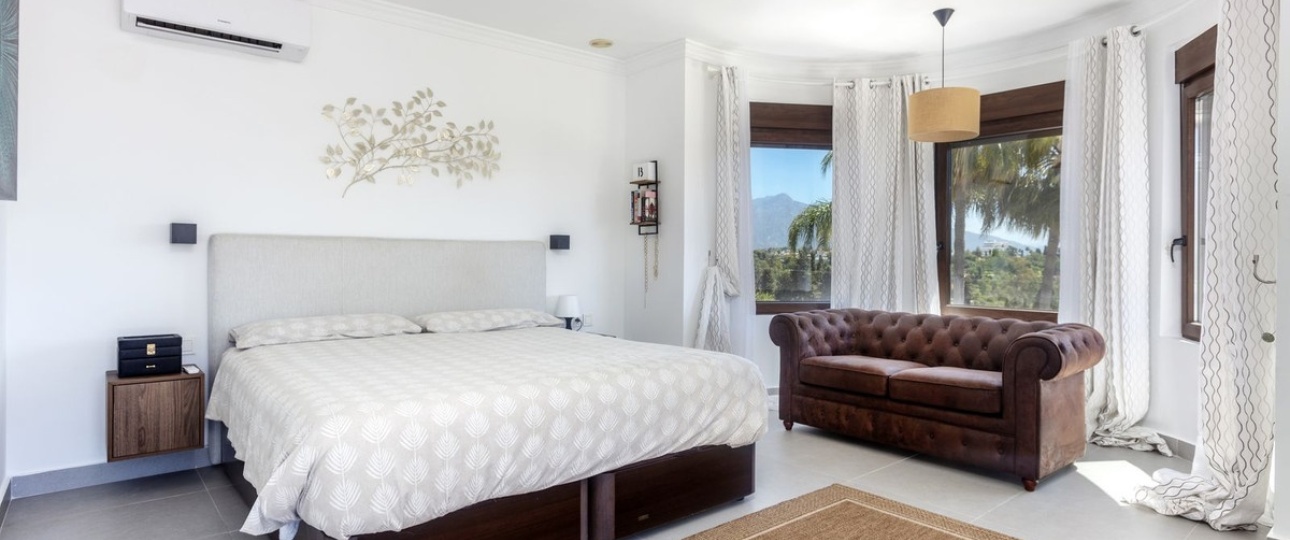 Resale - Villa - Estepona - Estepona Centro