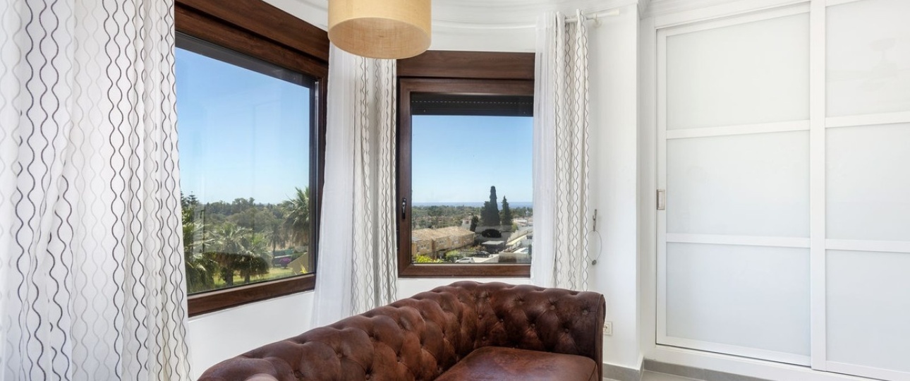 Resale - Villa - Estepona - Estepona Centro