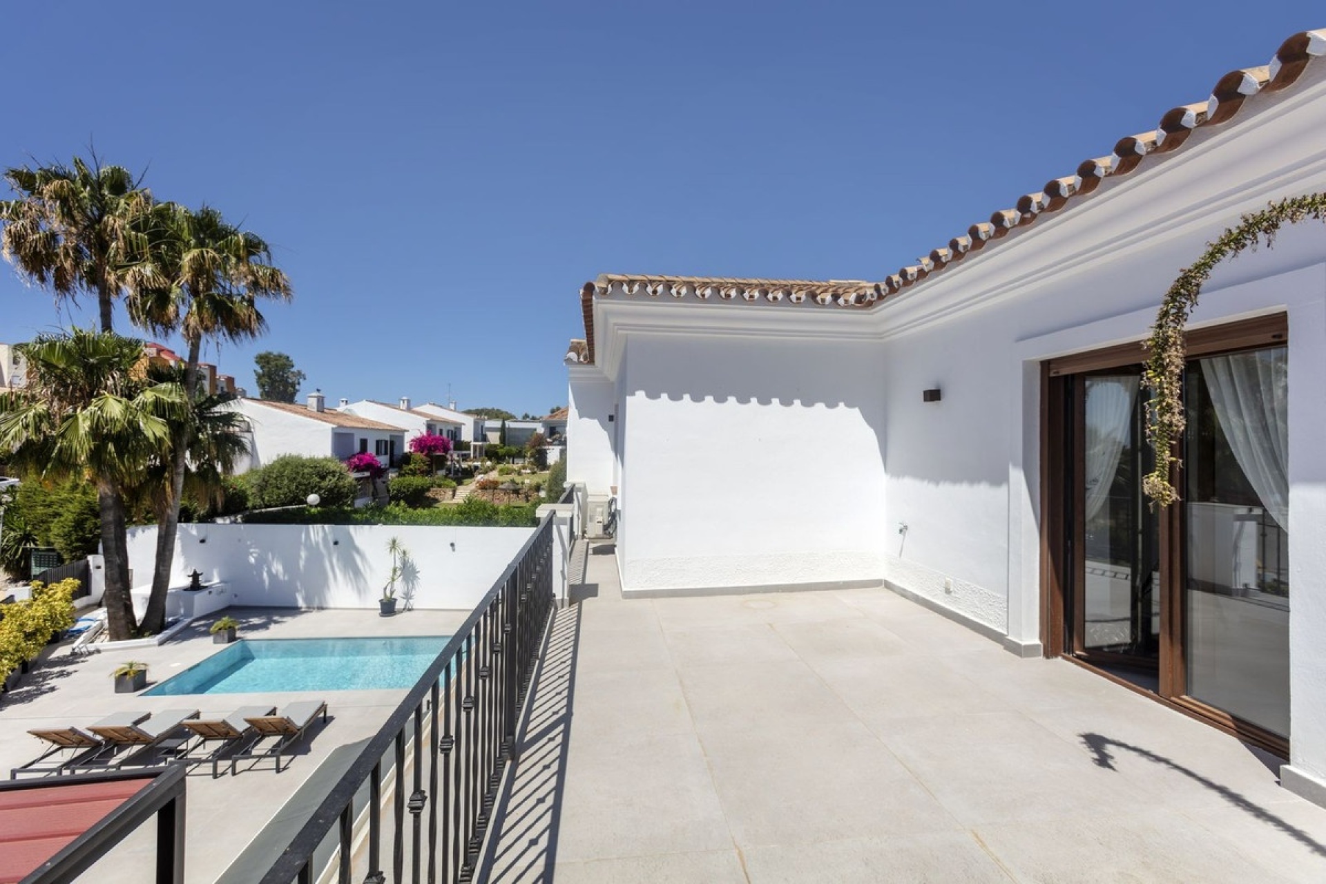 Resale - Villa - Estepona - Estepona Centro