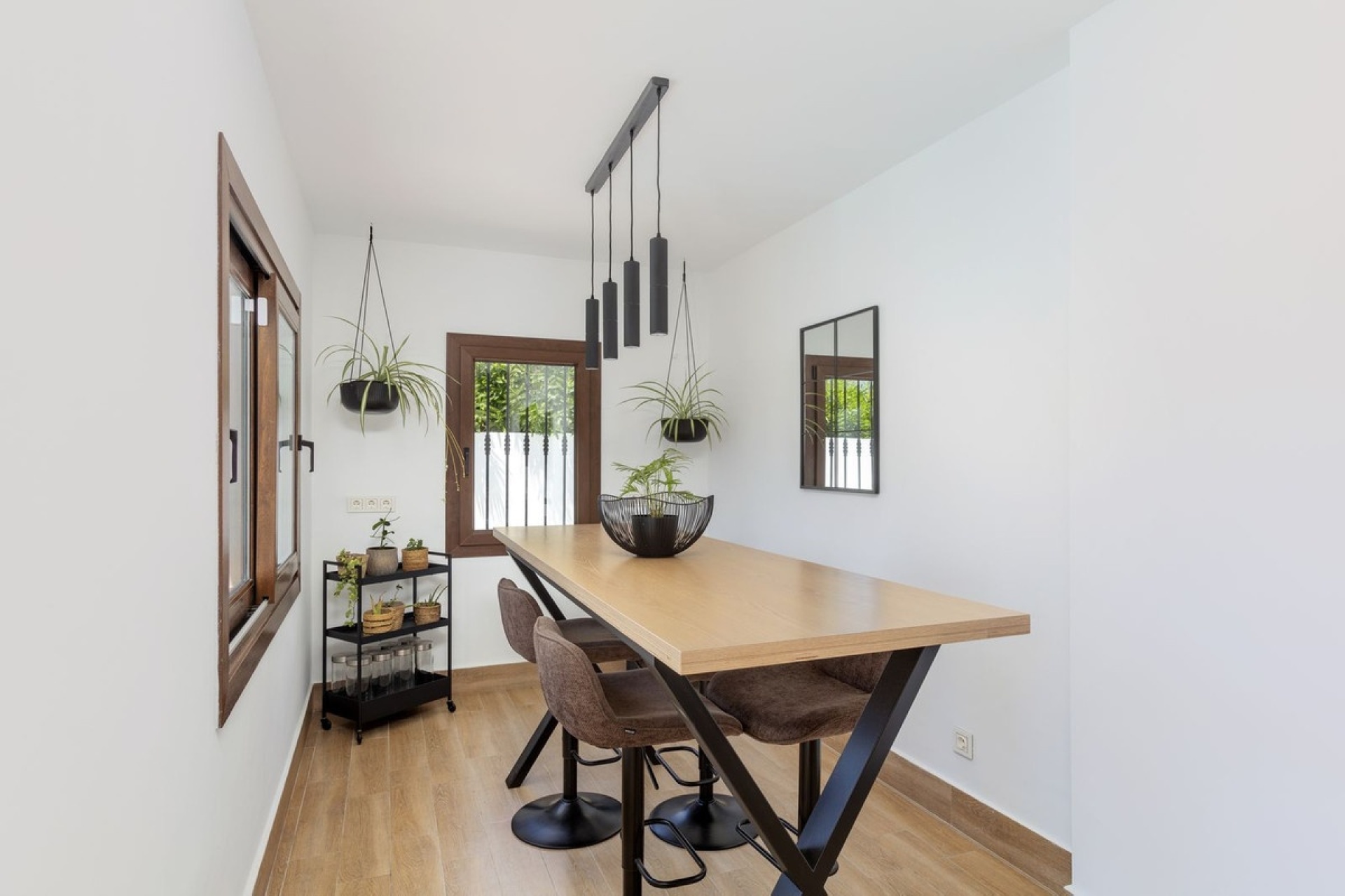 Resale - Villa - Estepona - Estepona Centro