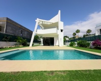 Resale - Villa - Estepona - Estepona Centro