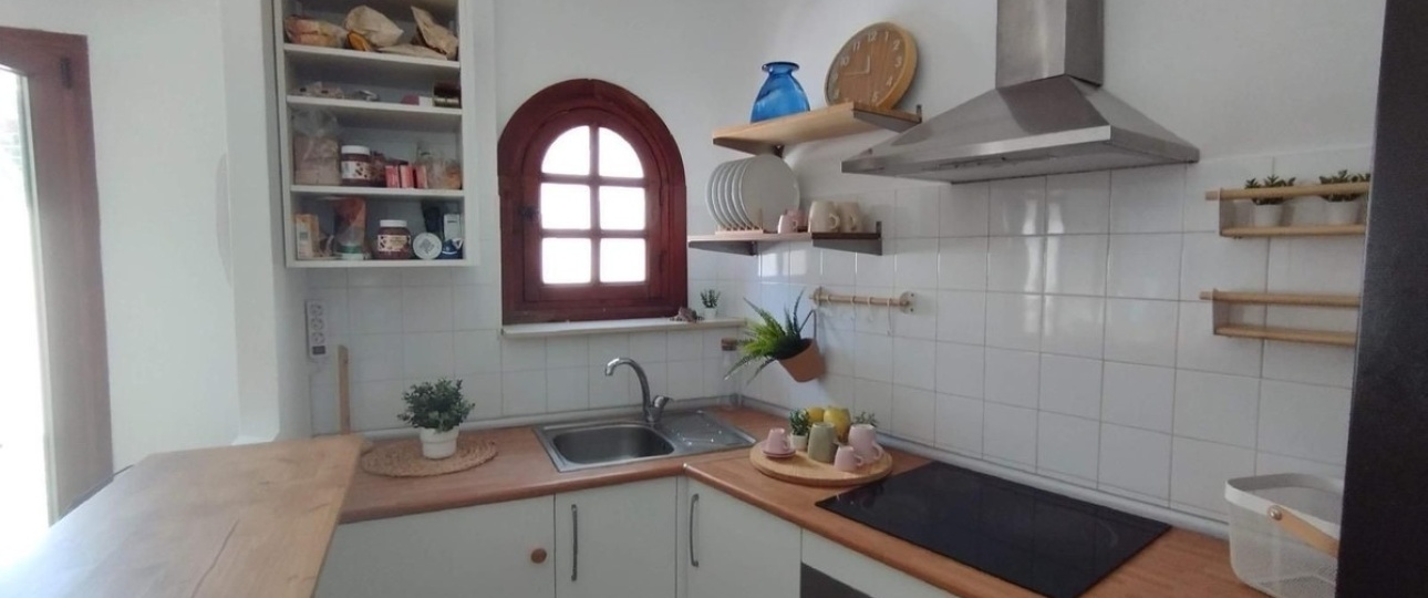 Resale - Villa - Estepona - Estepona Centro