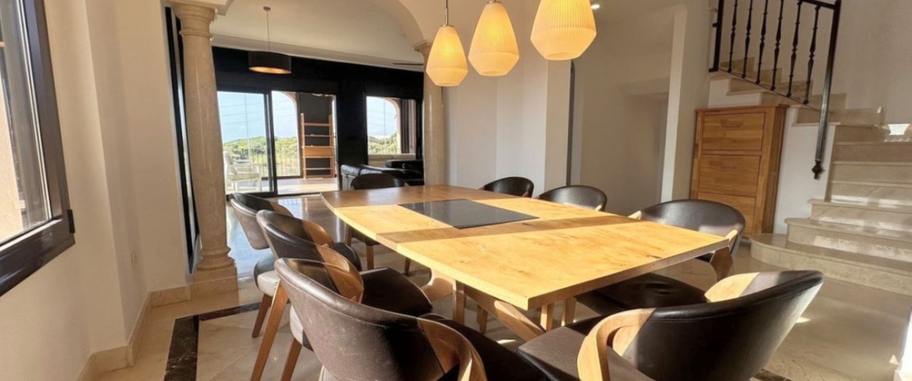 Resale - Villa - Estepona - Estepona Centro