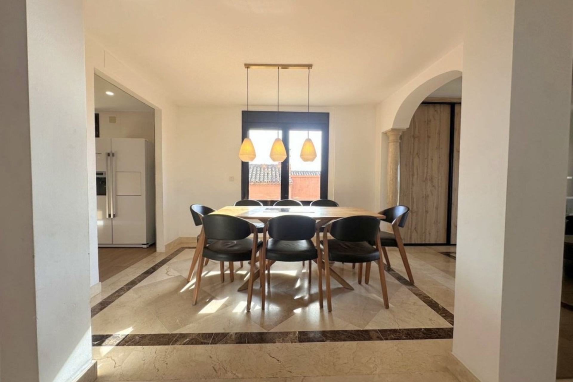 Resale - Villa - Estepona - Estepona Centro