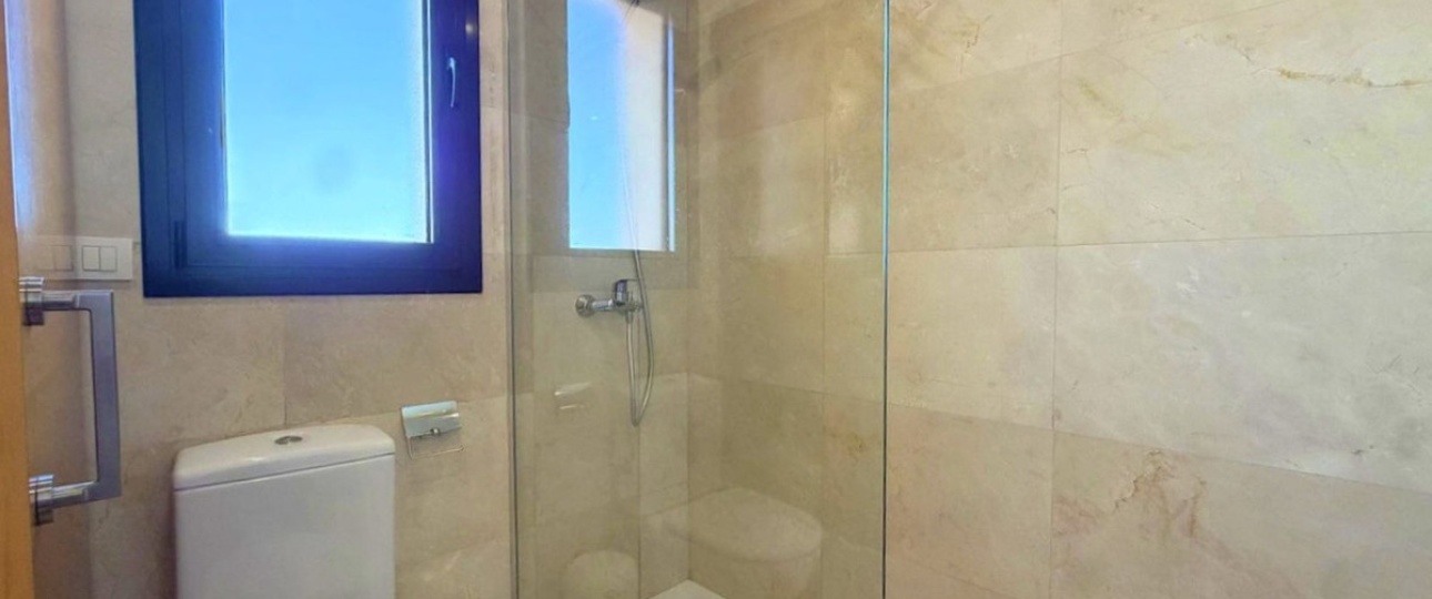 Resale - Villa - Estepona - Estepona Centro