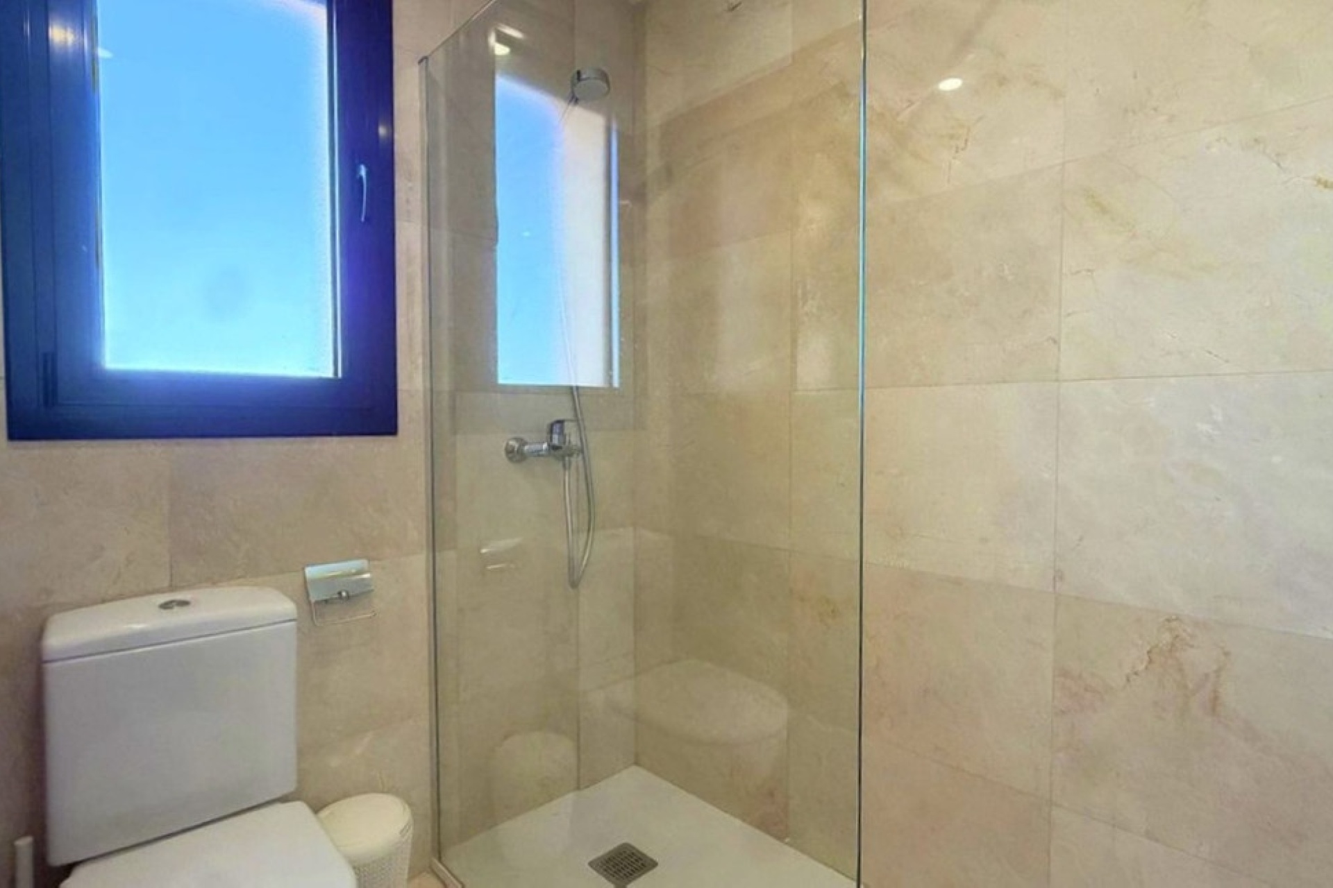 Resale - Villa - Estepona - Estepona Centro