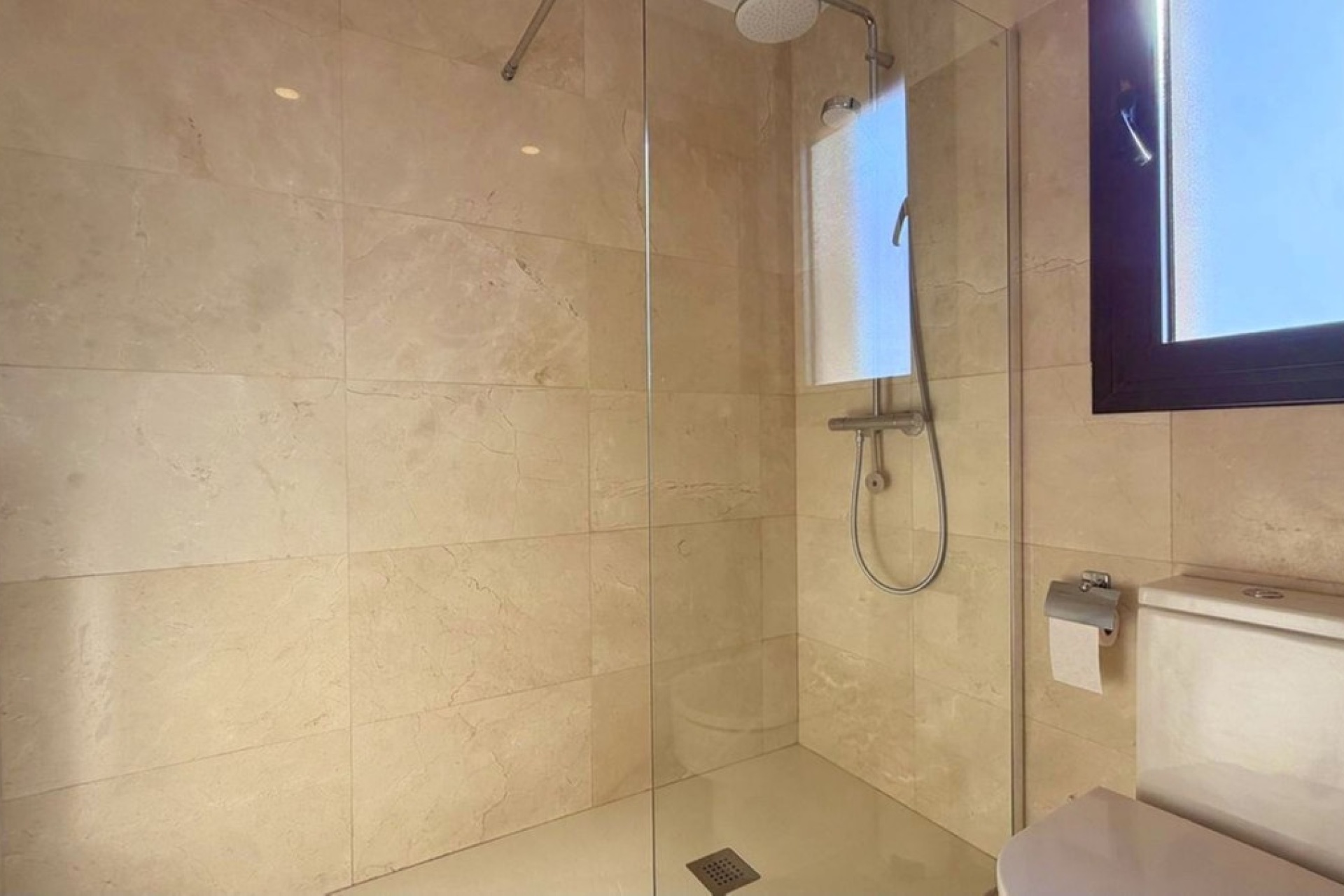 Resale - Villa - Estepona - Estepona Centro