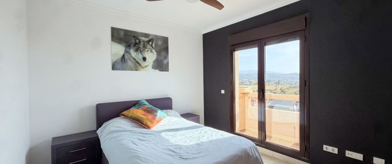 Resale - Villa - Estepona - Estepona Centro