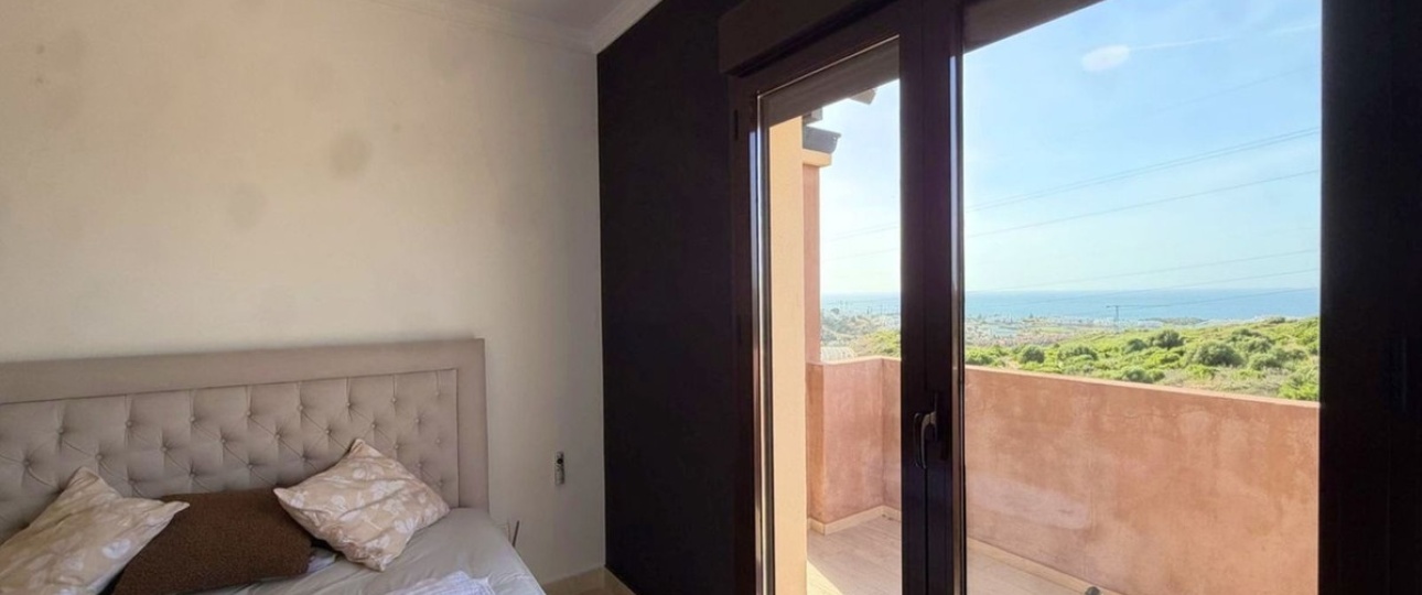 Resale - Villa - Estepona - Estepona Centro