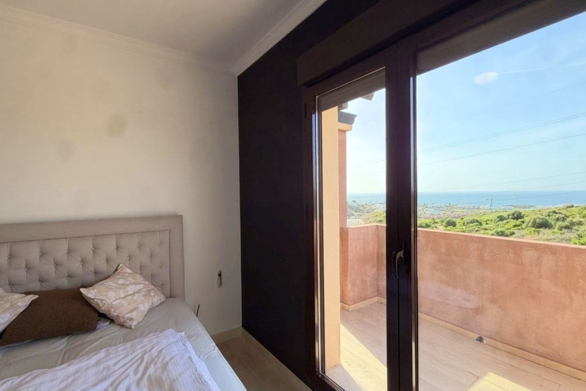 Resale - Villa - Estepona - Estepona Centro