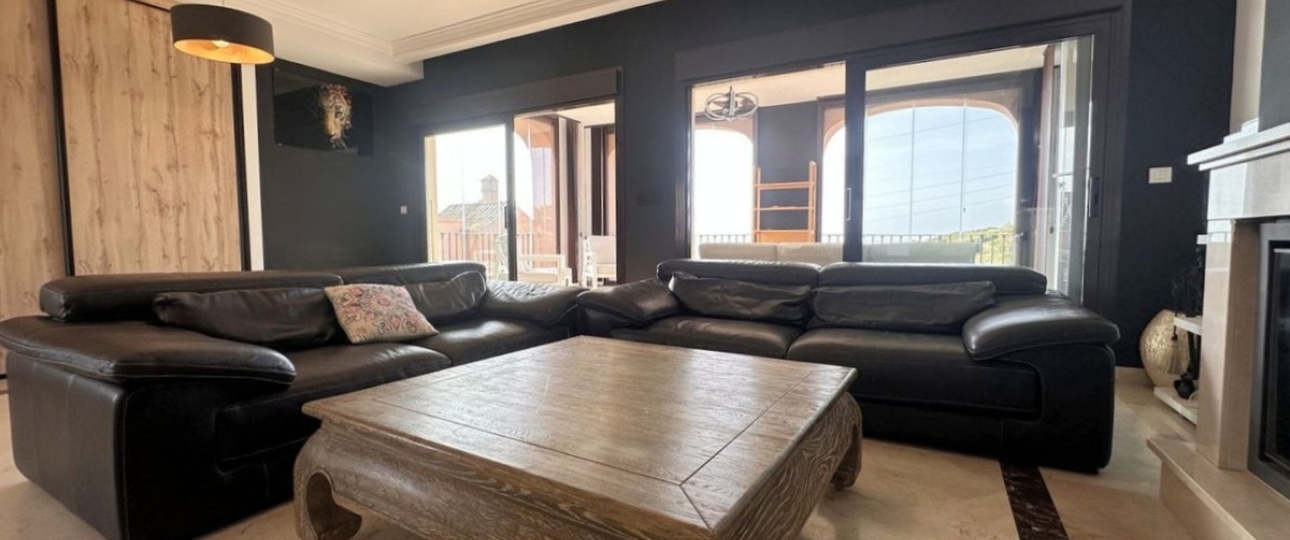 Resale - Villa - Estepona - Estepona Centro