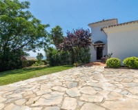 Resale - Villa - Estepona - Estepona Centro
