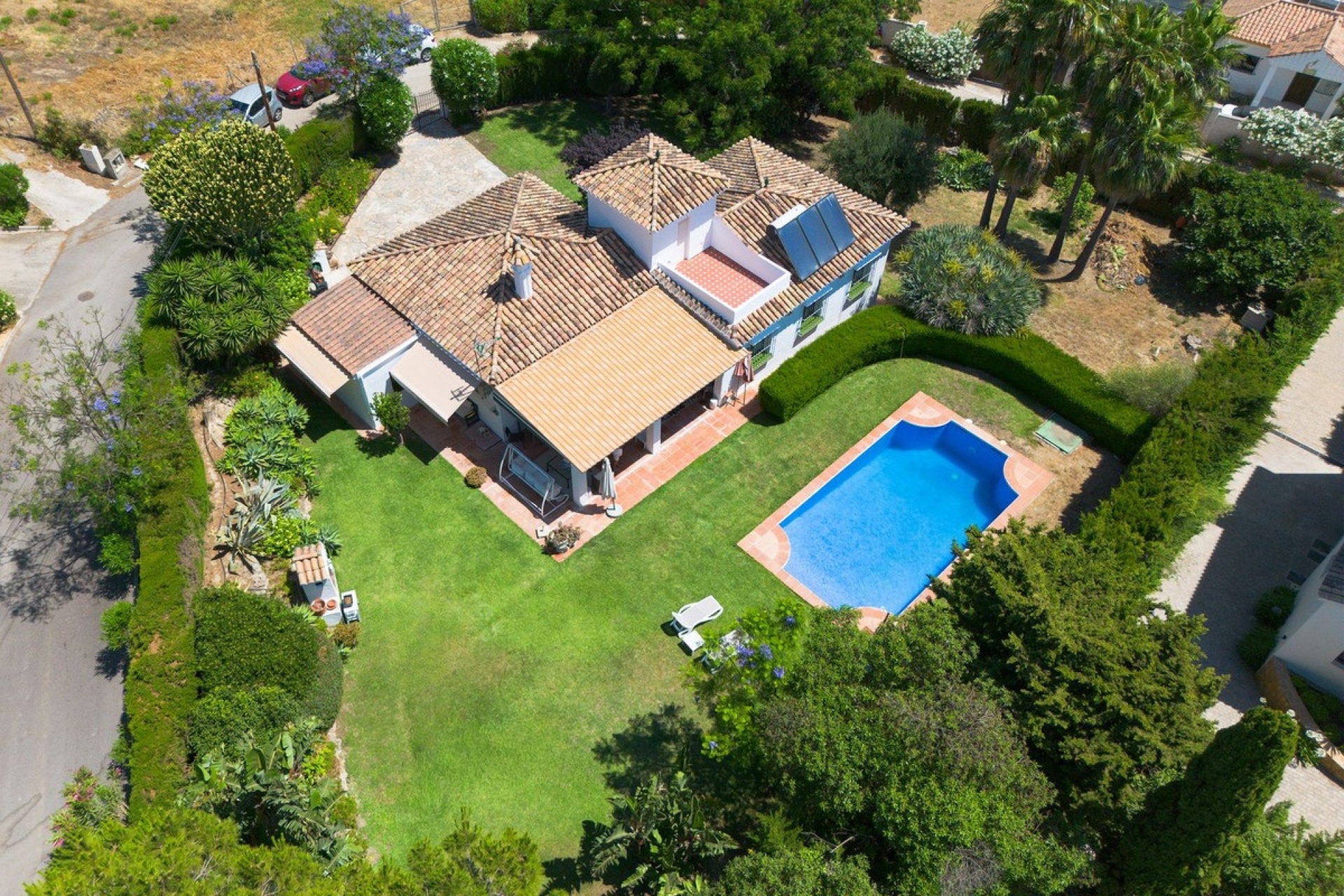 Resale - Villa - Estepona - Estepona Centro
