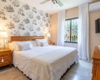 Resale - Villa - Estepona - Estepona Centro