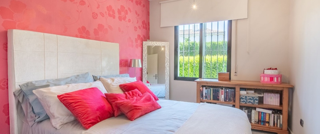 Resale - Villa - Estepona - Estepona Centro