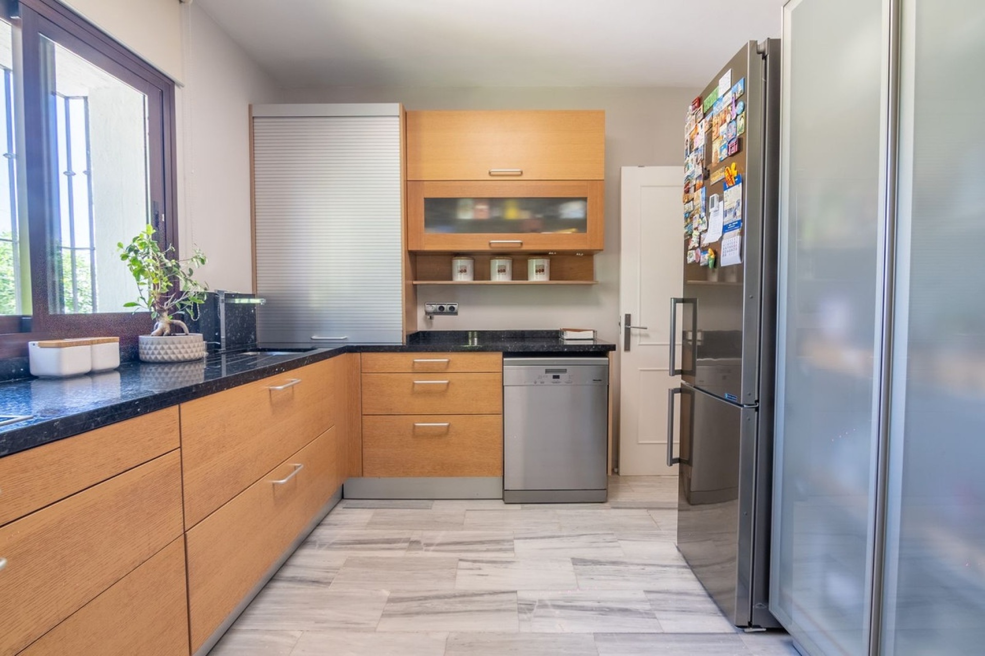 Resale - Villa - Estepona - Estepona Centro