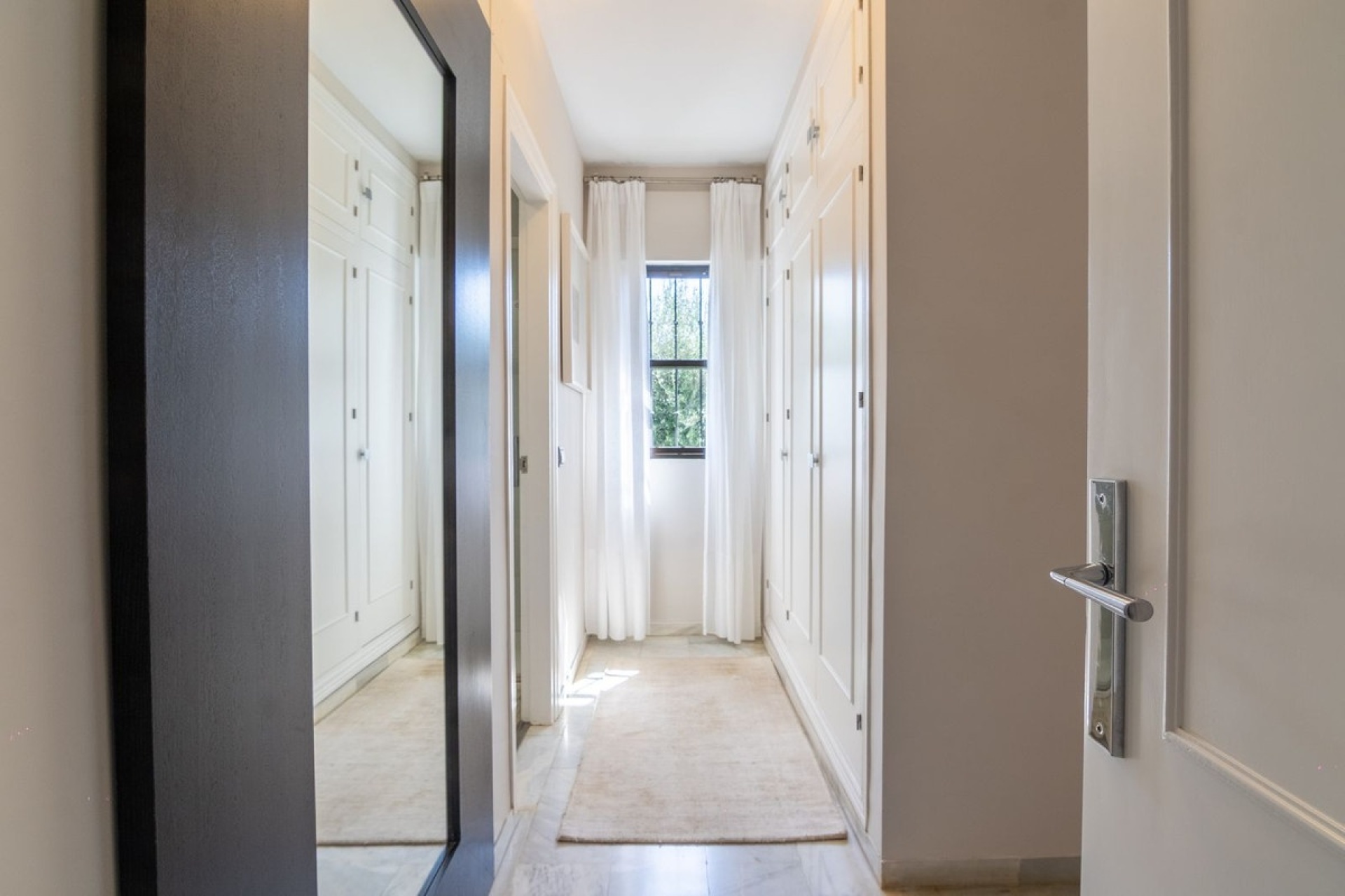 Resale - Villa - Estepona - Estepona Centro