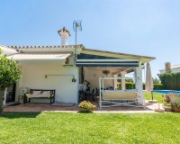 Resale - Villa - Estepona - Estepona Centro